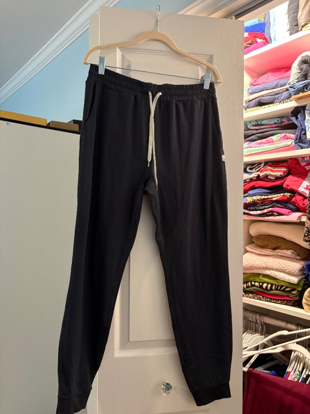 Vuori M joggers midnight dark blue like new